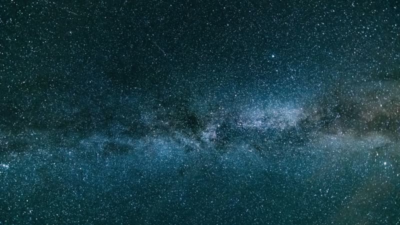 Which part of the Milky Way do we see? Why is the Milky Way so different in summer and winter?