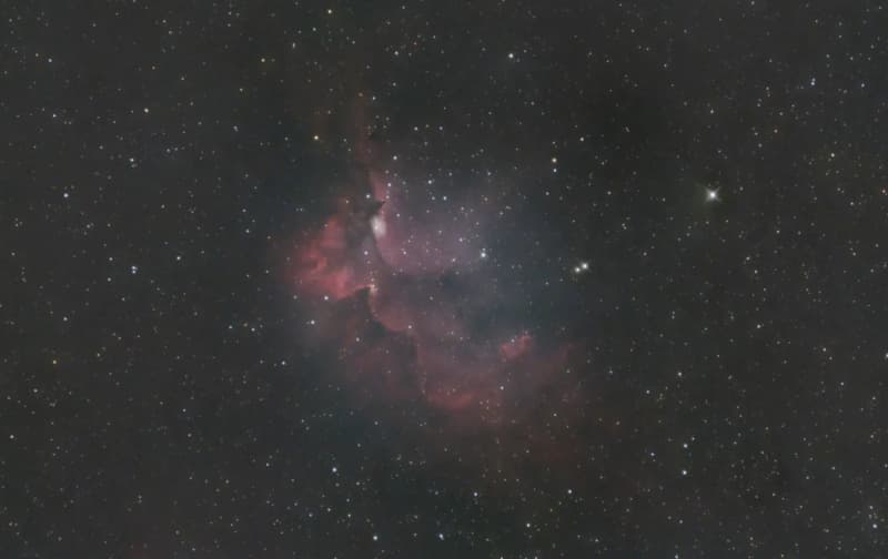 Celestial Forecast for June 26–July 3: Strawberry Full Moon, Mercury Retrograde, and Prime Viewing for the Galactic Center